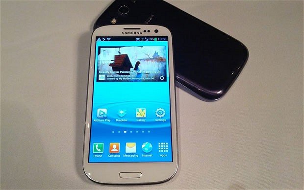 Samsung Galaxy S3     -  10
