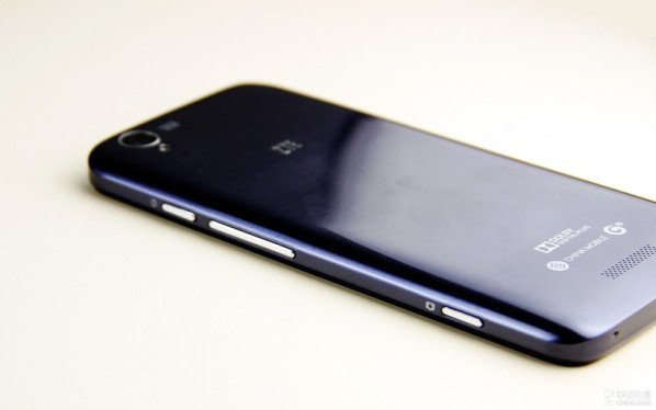 ZTE-U988S-2