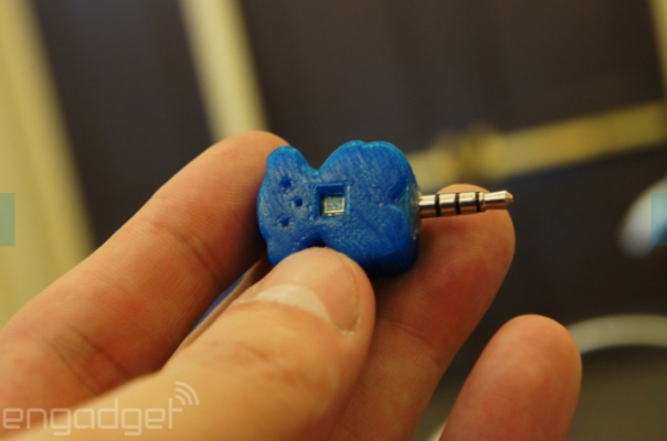 LiFi-dongle-plugs-into-the-earphone-jack