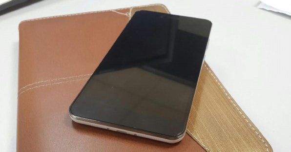 600x345xmeizu mx4 leak.jpg.pagespeed.ic .iWGiA2j5IJ