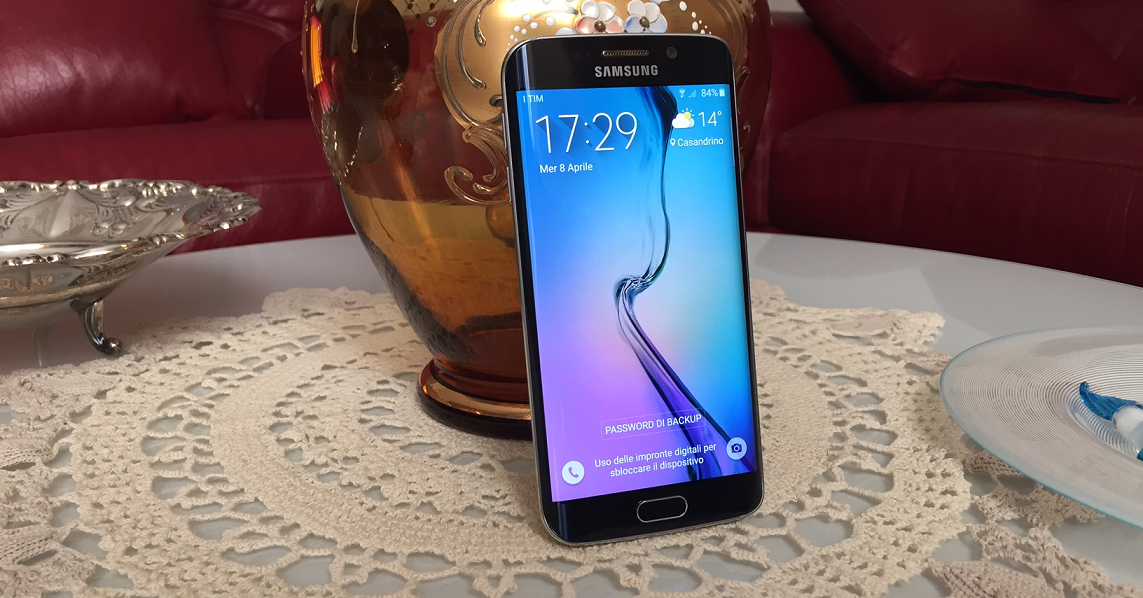Le vendite di Samsung Galaxy S6 Edge superano le aspettitive