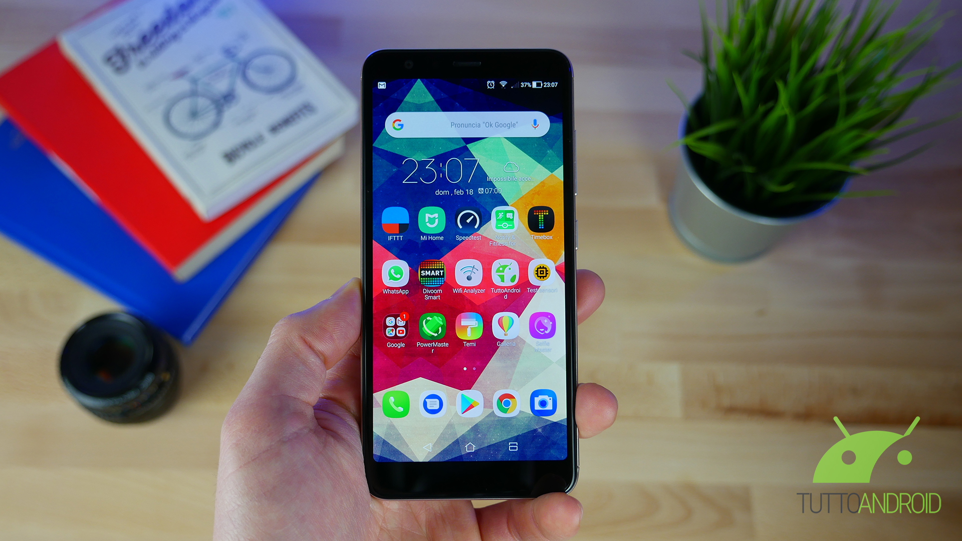 Asus zenfone max plus m1 copertina 