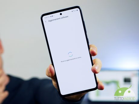 Chi aggiorna di più gli smartphone android