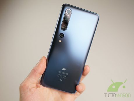 Recensione Xiaomi Mi 10 Pro design