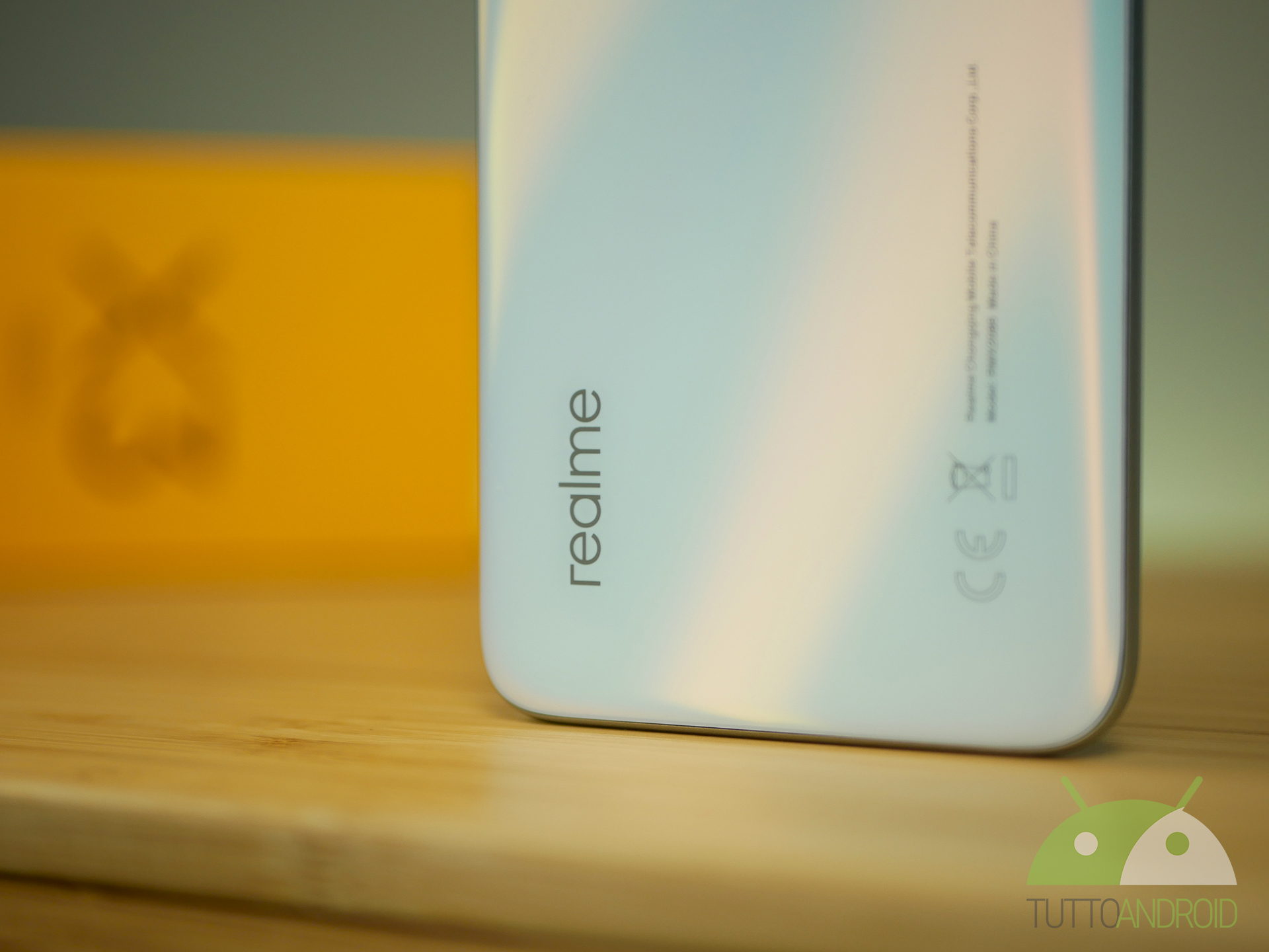 Realme logo