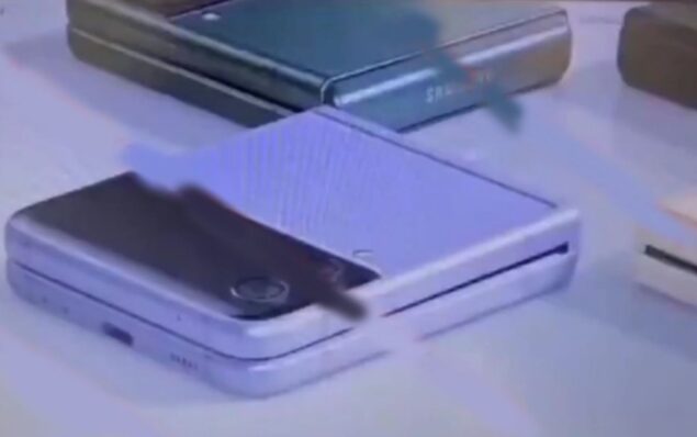 Samsung Galaxy Z Flip 3