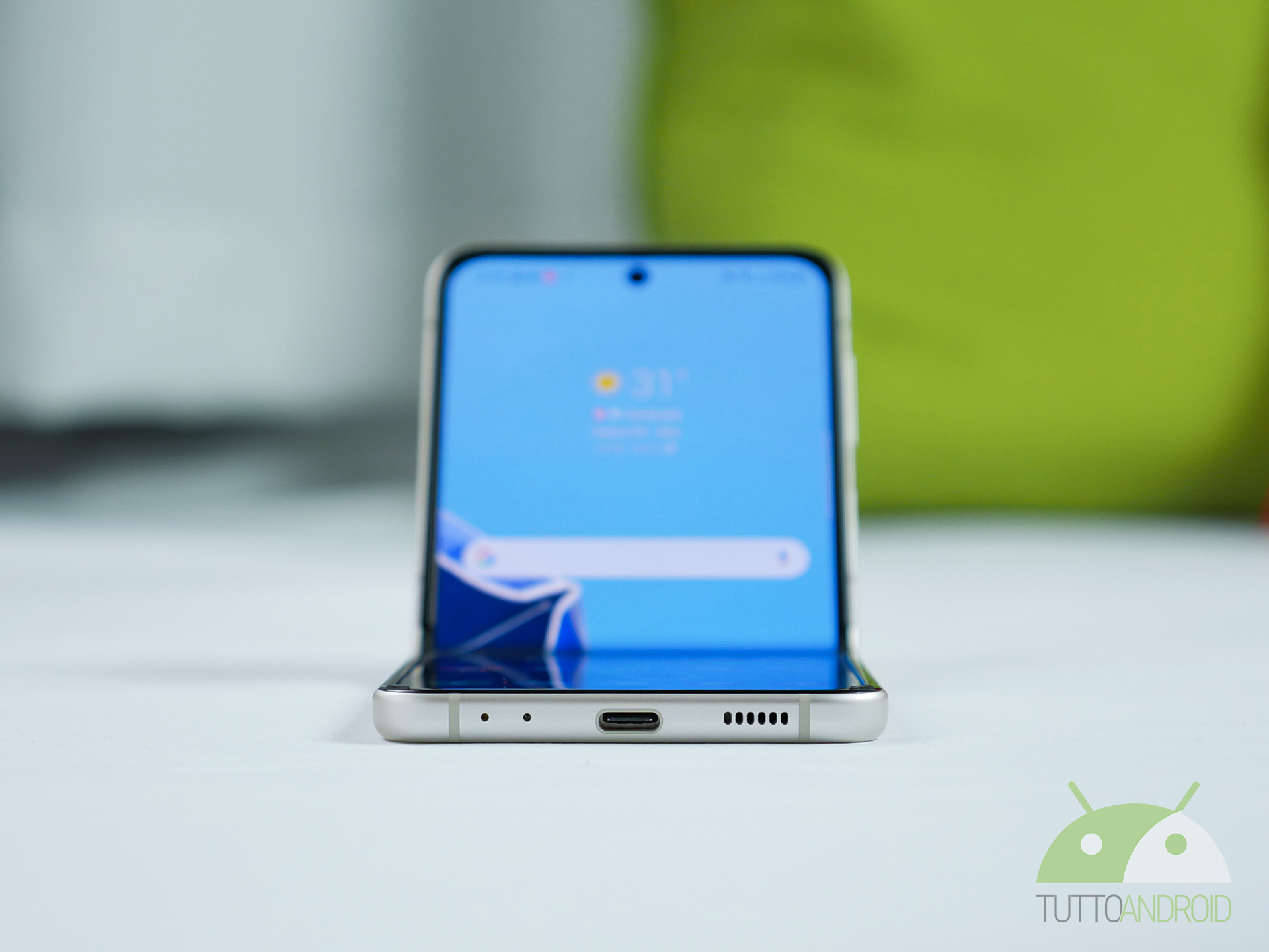 Samsung galaxy z flip3