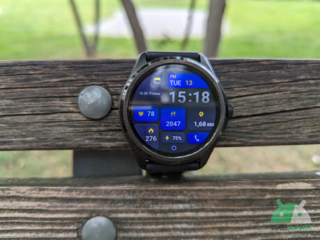 Display rivoluzionario e autonomia super: TicWatch Pro 5 è in offerta su Amazon
