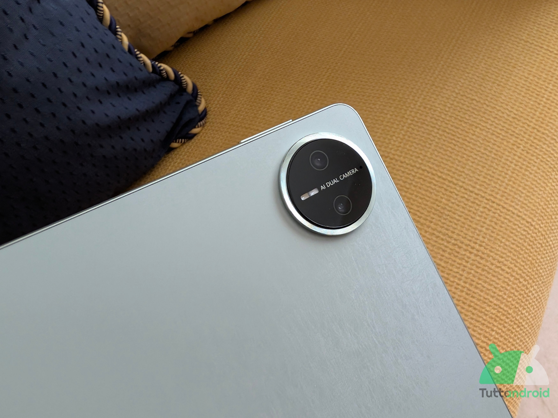 Recensione HUAWEI MatePad Pro 12.2 2025 PaperMatte Edition fotocamere 
