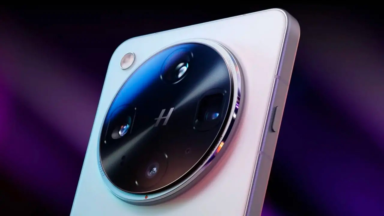Le fotocamere di OPPO Find X9 Ultra e Xiaomi 17 Ultra svelate dai leak Le fotocamere di OPPO Find X9 Ultra e Xiaomi 17 Ultra svelate dai leak